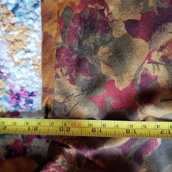 Vintage Evan Picone blouse. - Picture 13 of 16